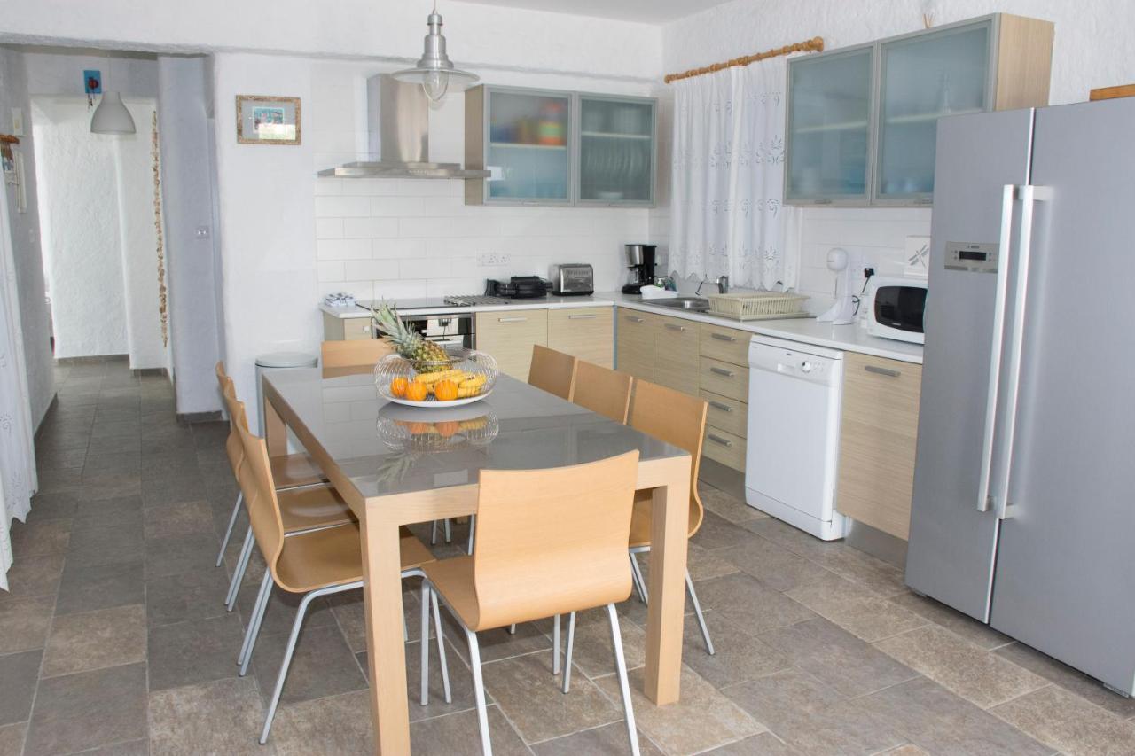Votsalo Villa 포모스 외부 사진